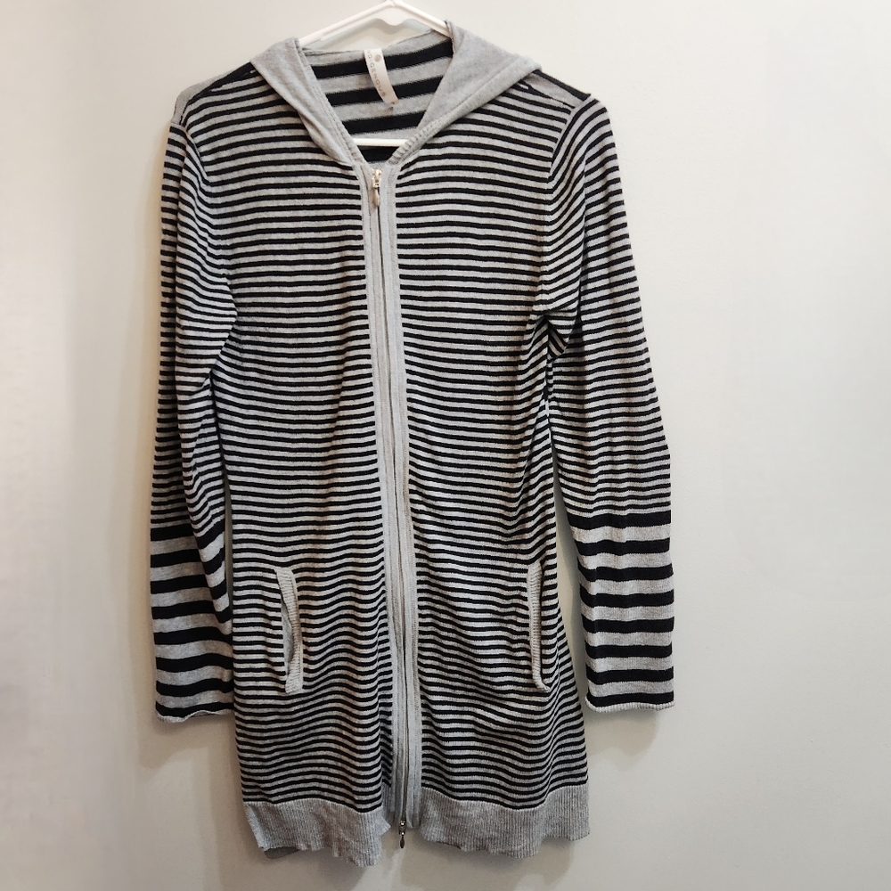 Indigenous Organic Cotton Striped Long Sweater Size Medium